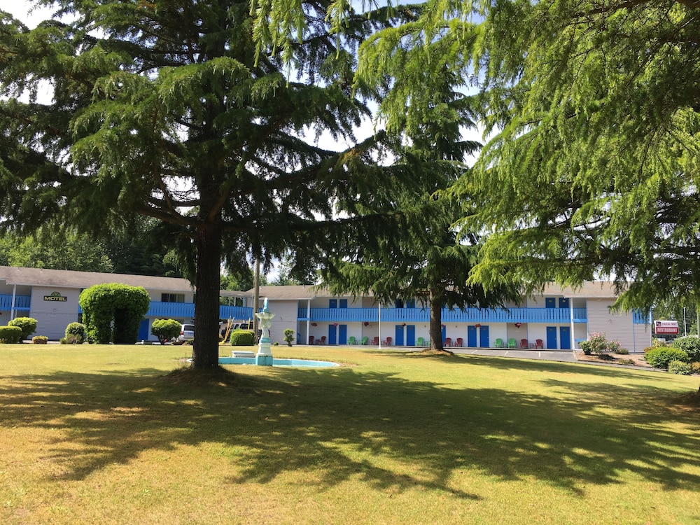 Fuller Lake Motel