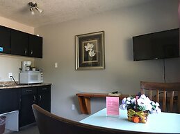 Fuller Lake Motel