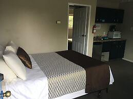 Fuller Lake Motel