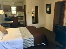Fuller Lake Motel