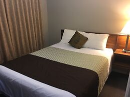 Fuller Lake Motel