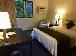 Fuller Lake Motel