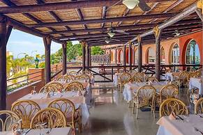 Playacalida Hotel