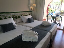 Playacalida Hotel