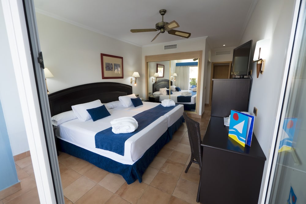 Playaballena Hotel