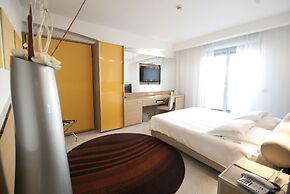 Hotel Waldorf - Premier Resort
