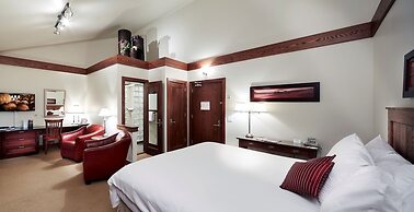 Huff Estates Inn & Winery