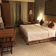 Golden Tulip Sharjah