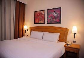 Golden Tulip Sharjah