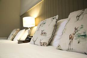 Mulroy Woods Hotel