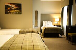 Mulroy Woods Hotel