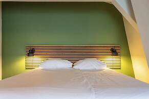 Weber Hotel