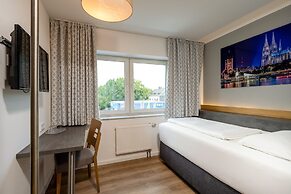 Hotel Triton