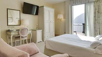 Hotel Rivalago