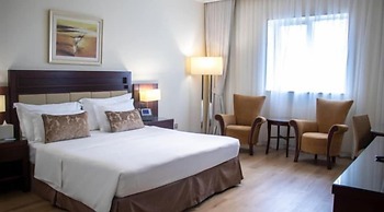 Grand Millennium Dubai
