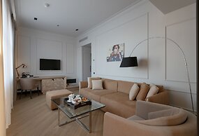 Riviera House