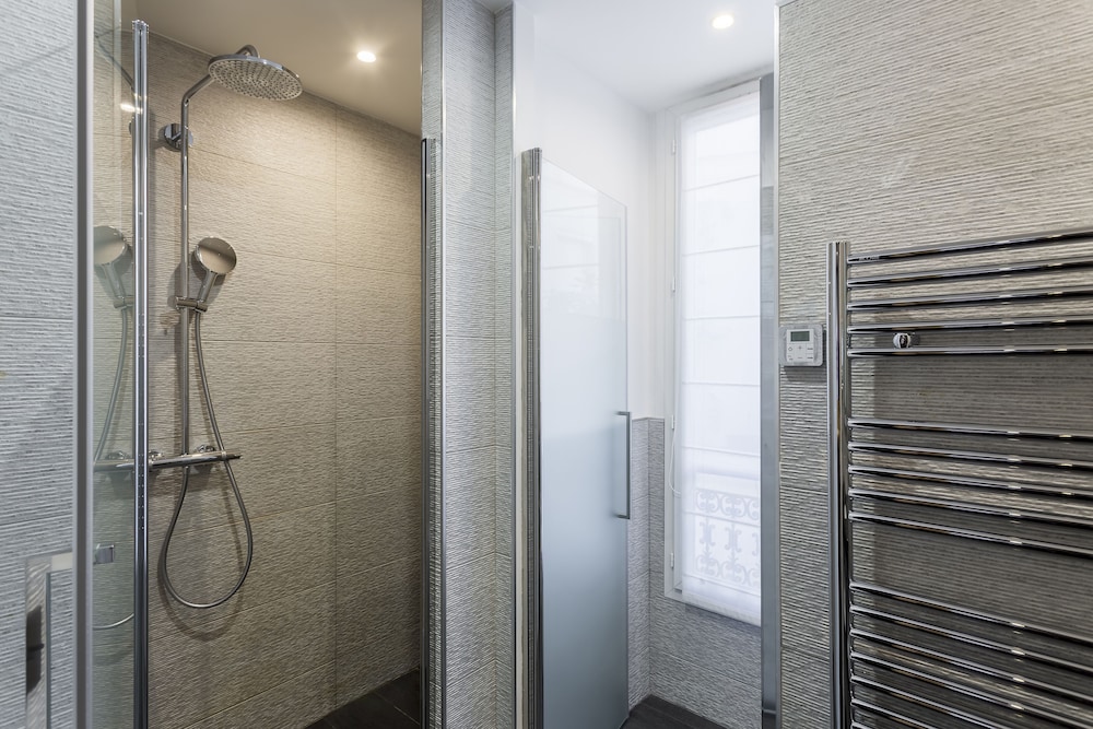 Chalgrin Boutique Hotel