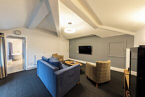 Springfield Hotel & Health Club