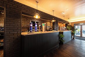 Springfield Hotel & Health Club