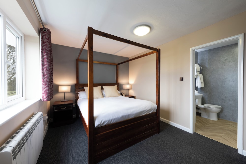 Springfield Hotel & Health Club