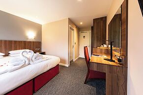 Springfield Hotel & Health Club