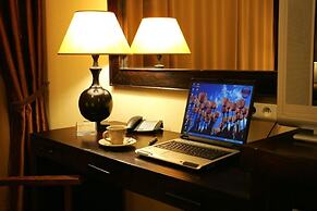 Columbus Hotel