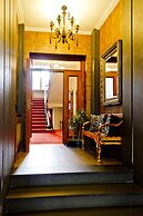 Columbus Hotel