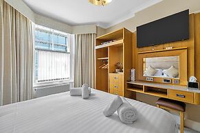 Invicta Hotel