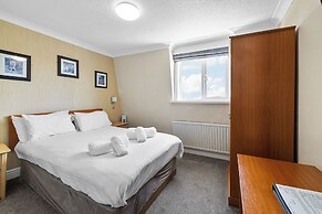 Invicta Hotel