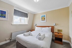 Invicta Hotel