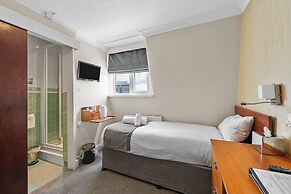 Invicta Hotel