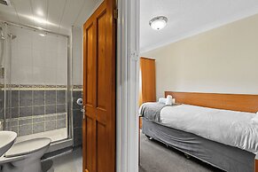 Invicta Hotel