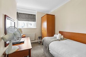 Invicta Hotel