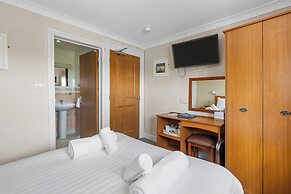 Invicta Hotel