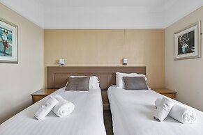 Invicta Hotel