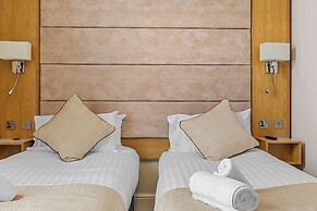Invicta Hotel