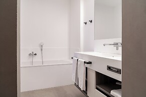 CHRIZZ Rooms