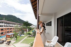 Kata Sea Breeze Resort