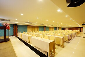 Kata Sea Breeze Resort
