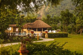 The Riverview Retreat, Corbett