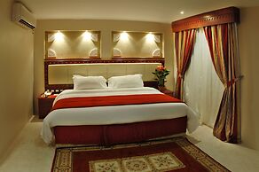 Al Liwan Suites