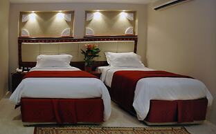 Al Liwan Suites