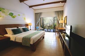 Woodlands Hotel & Resort