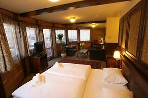 Boat Hotel Matylda