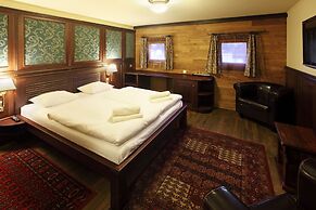 Boat Hotel Matylda