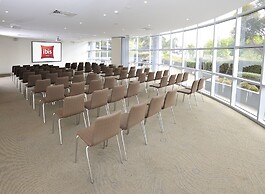 ibis Melbourne Glen Waverley
