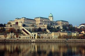 Equity Point Budapest - Hostel