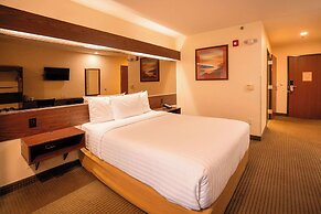Microtel Inn by Wyndham Ciudad Juarez/By US Consulate