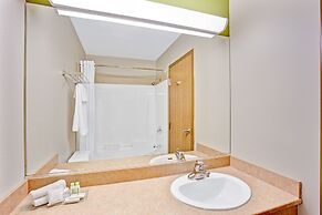 Super 8 by Wyndham St-Jerome