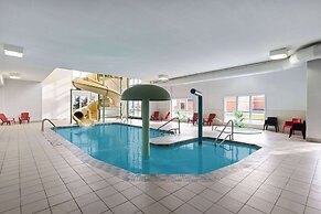 Super 8 by Wyndham St-Jerome